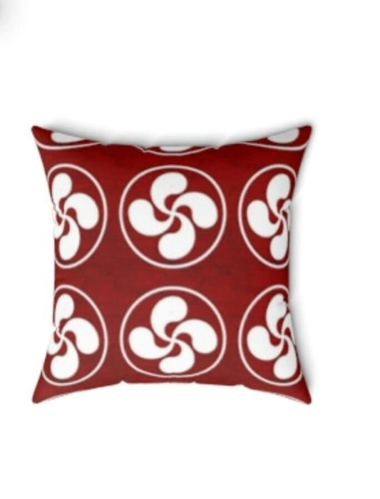 Lauburu Pillow