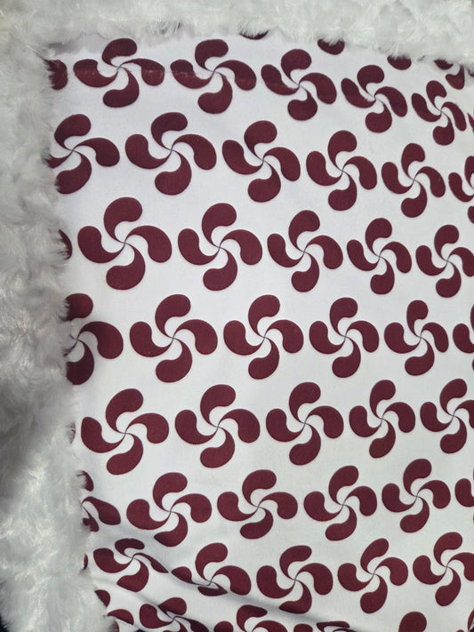 Red on white baby Lauburu blanket (Copy)